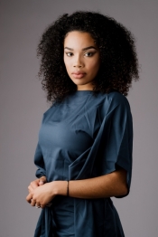 Monique 10
