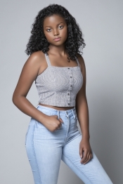 TAYA PRICE  gray top and light blue jeans 023